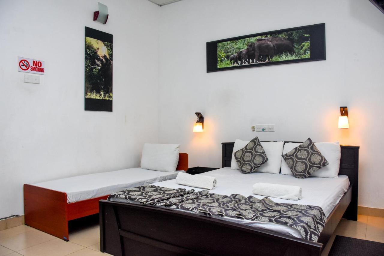 Hotel Le Green Udawalawe Bagian luar foto