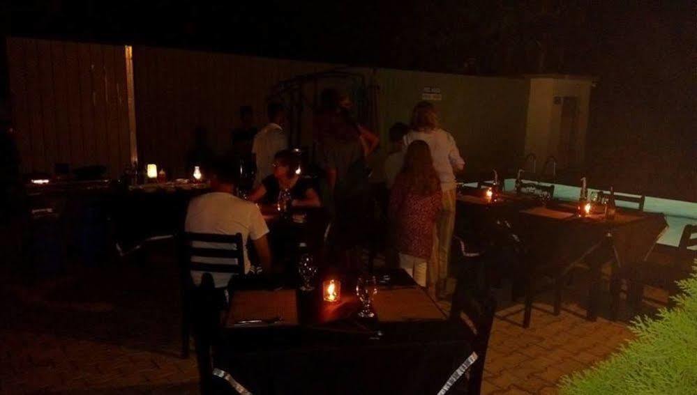 Hotel Le Green Udawalawe Bagian luar foto